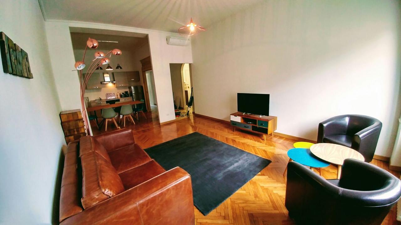 Roomy Apartment Duomo & San Babila Milan Exterior photo